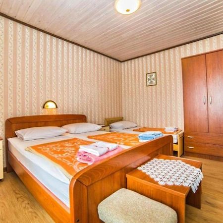Apartments Dusa Banjol Luaran gambar