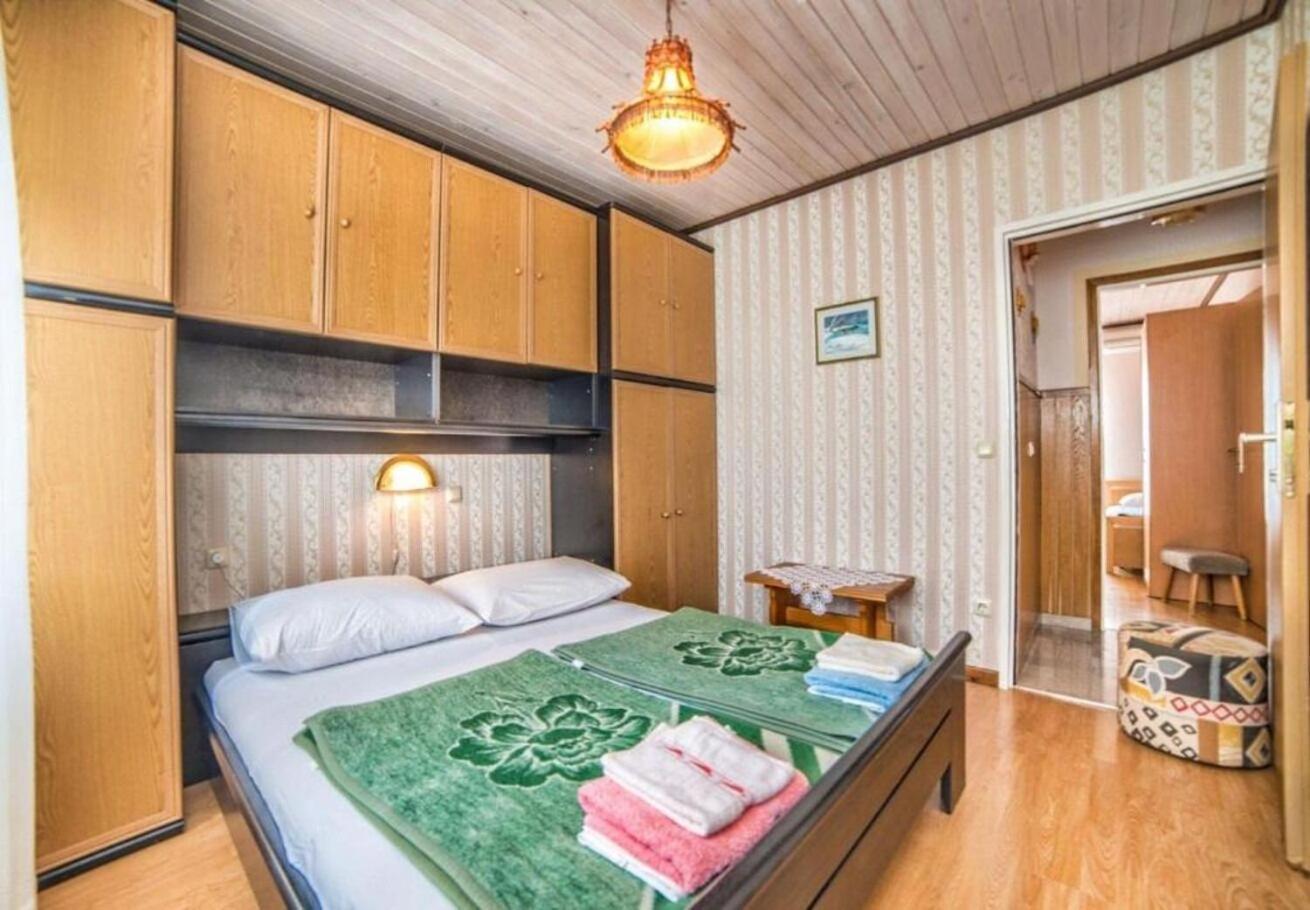 Apartments Dusa Banjol Luaran gambar