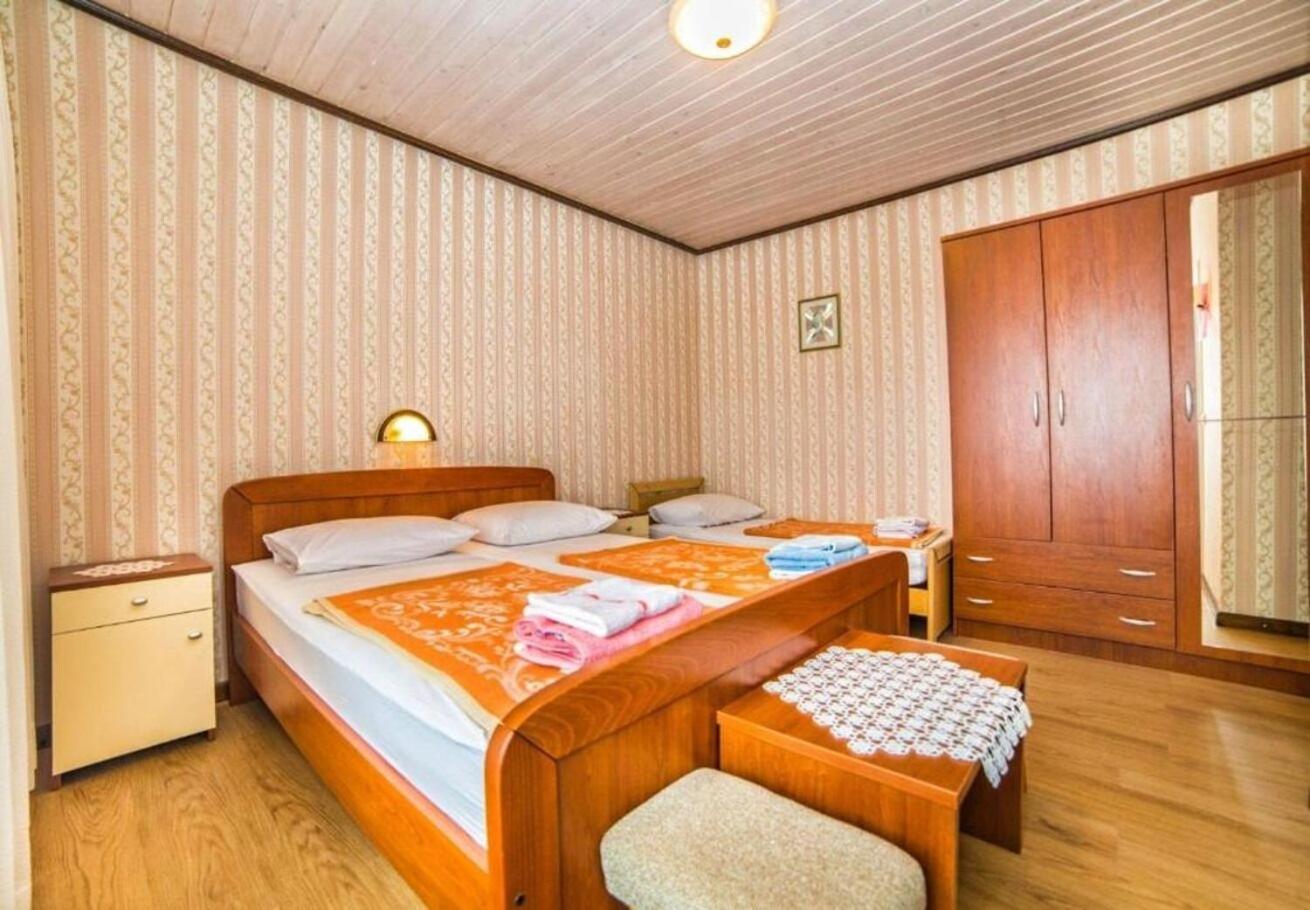 Apartments Dusa Banjol Luaran gambar