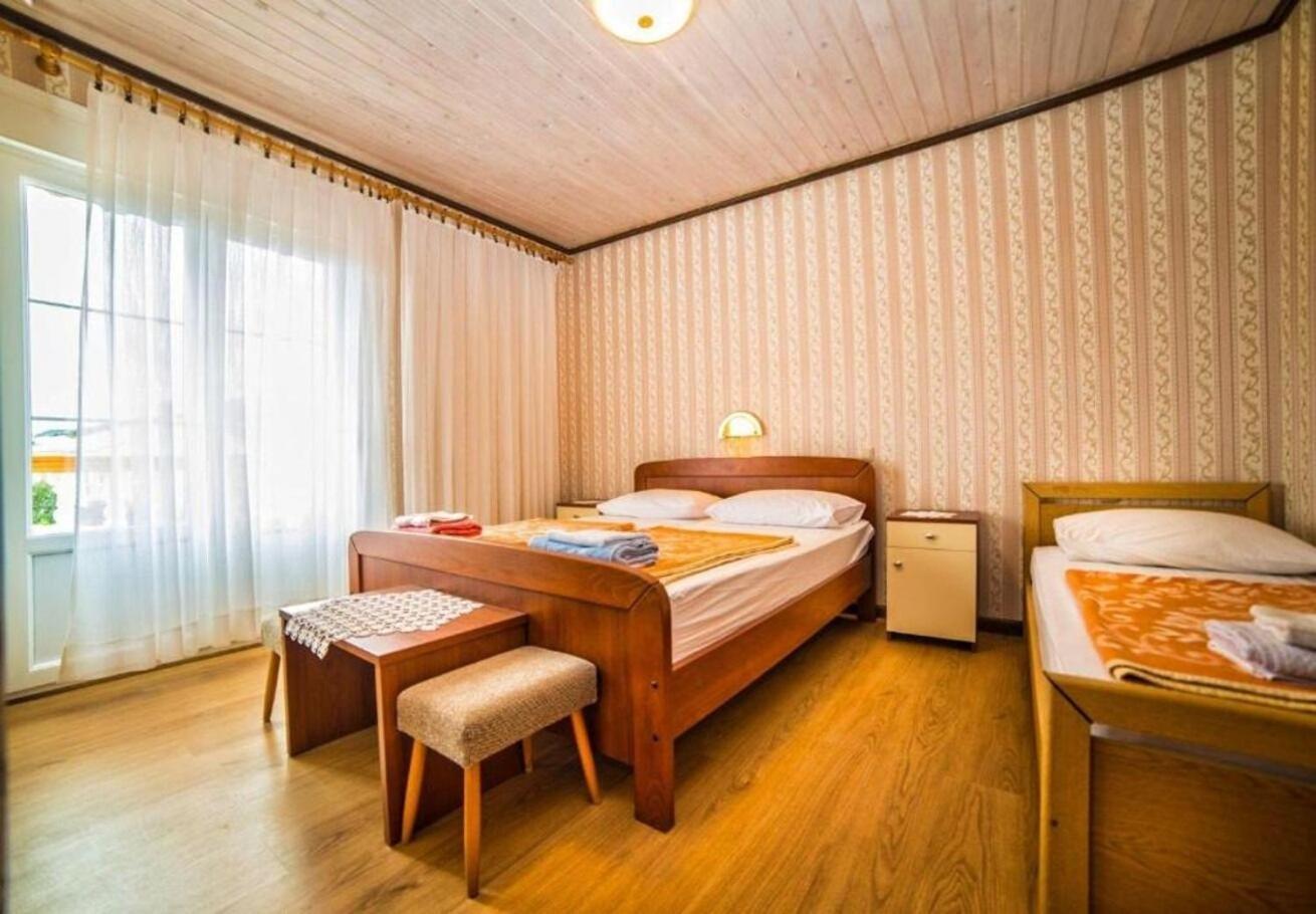 Apartments Dusa Banjol Luaran gambar