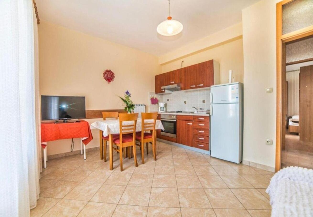 Apartments Dusa Banjol Luaran gambar