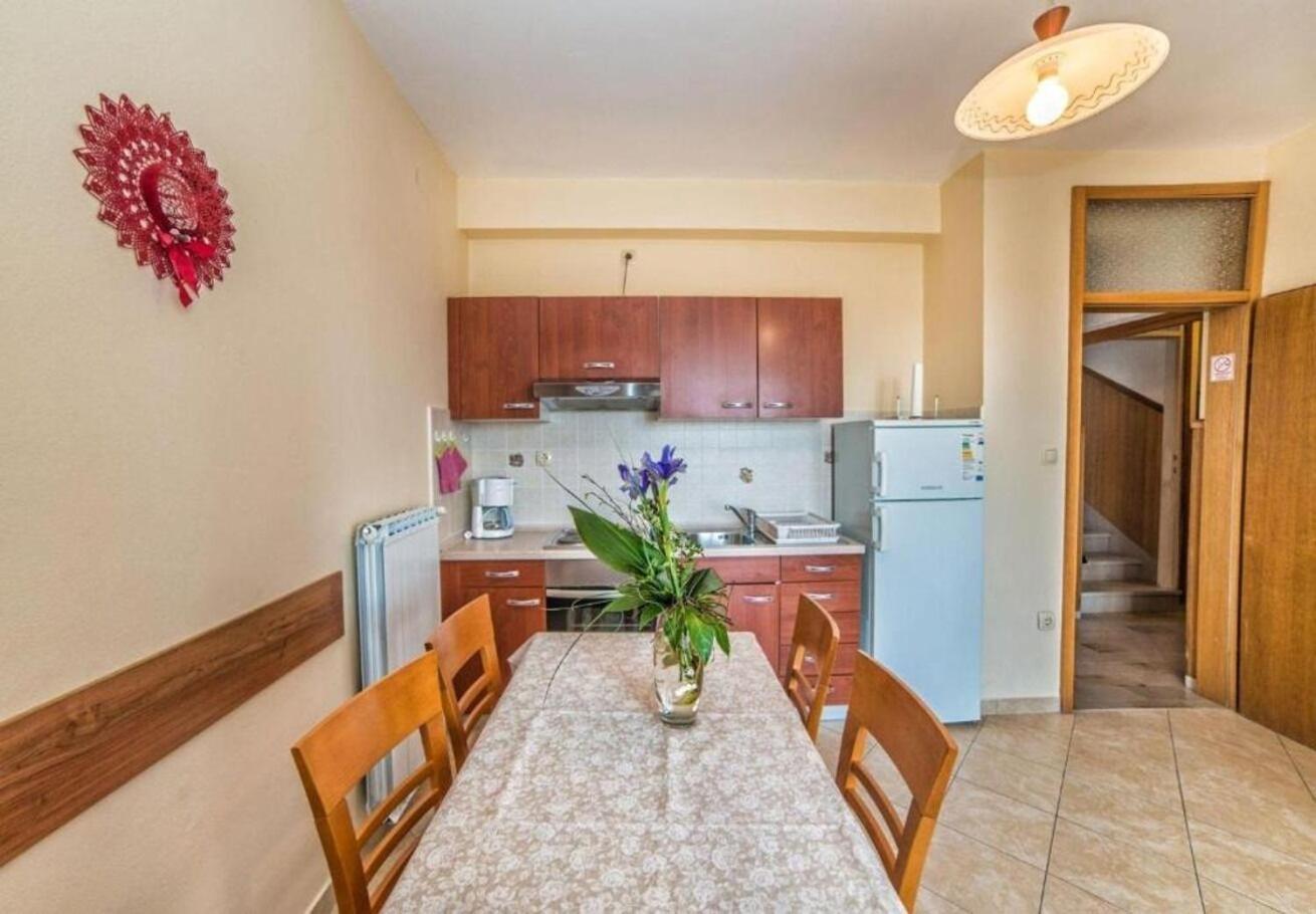 Apartments Dusa Banjol Luaran gambar